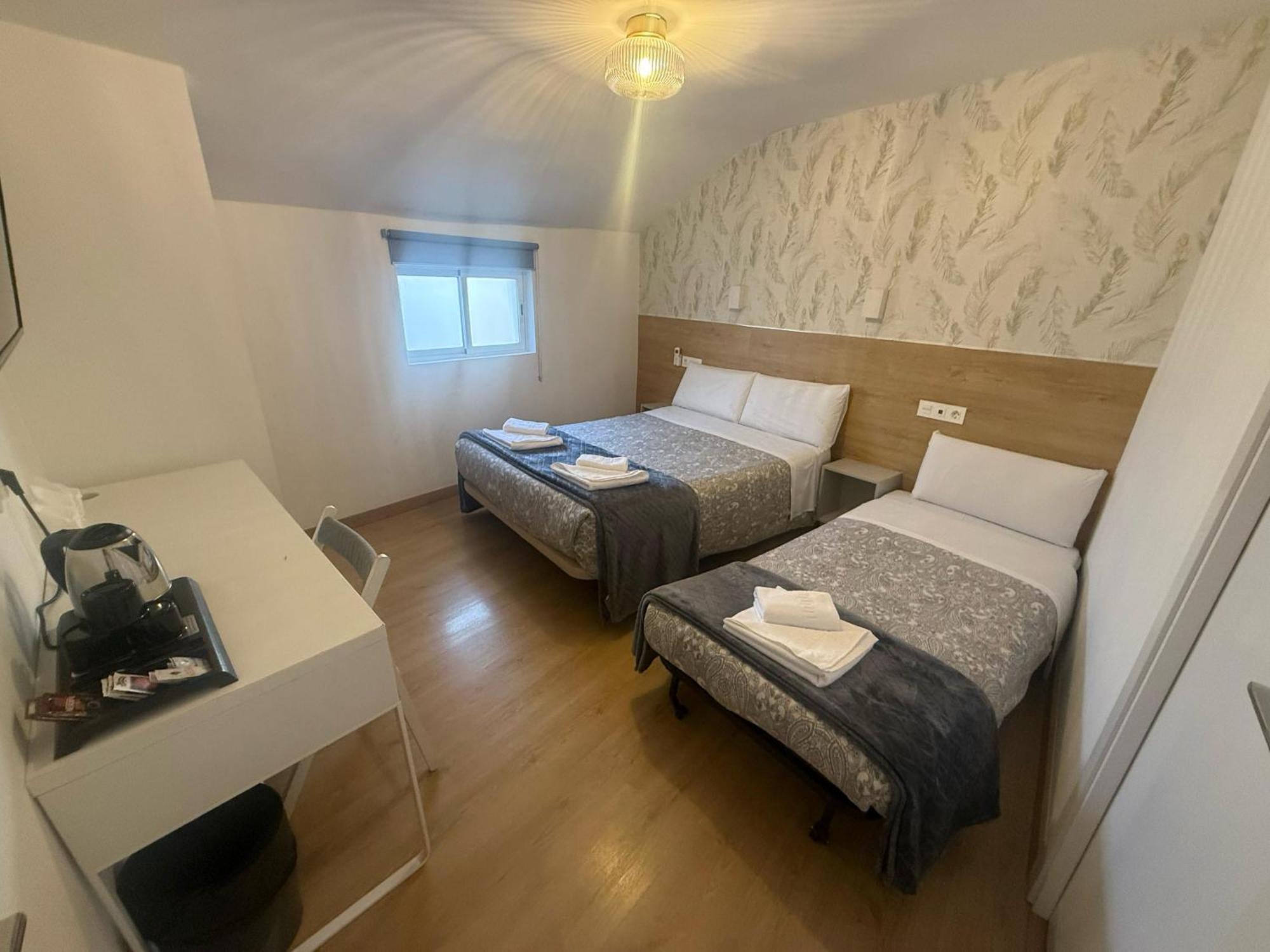Hostal Esparteros — Zdjęcia 1